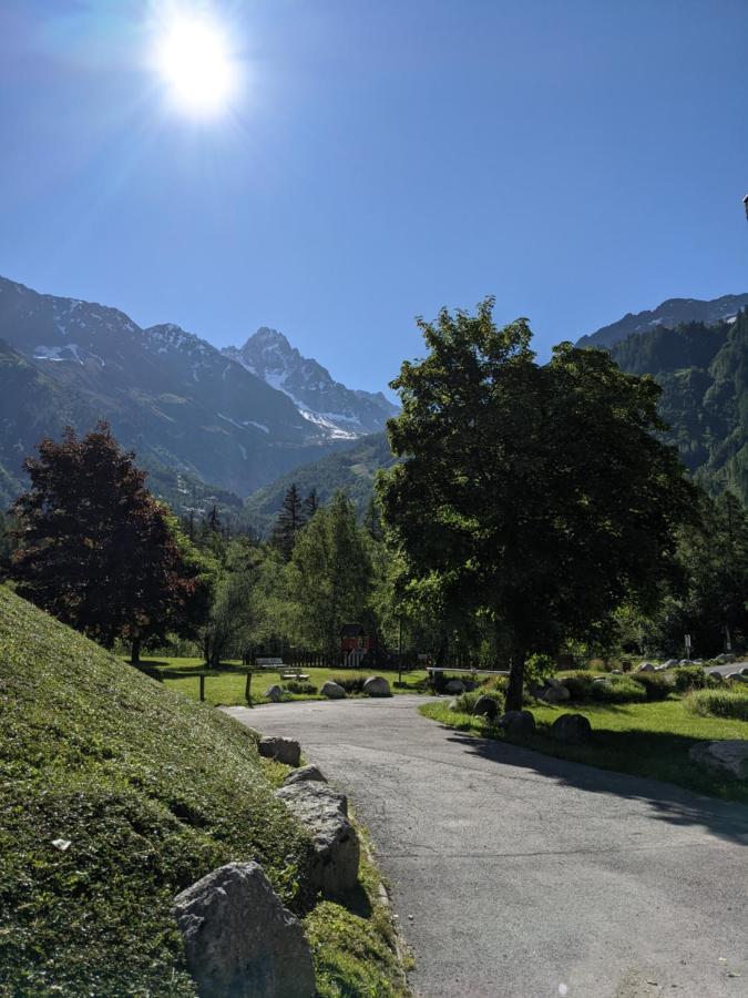 Duplex Argentiere, 50M2, 6 Pers, Idealement Place Chamonix Buitenkant foto